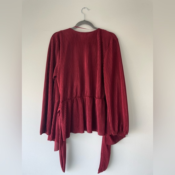 Joe Fresh Maroon Silky Wrap Long-Sleeve Blouse Top with Button Closure - Picture 3 of 4